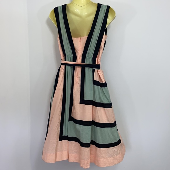 Betsey Johnson Vintage 00s Pink Pinup Fit & Flare Geometric Print Dress size 4 - Picture 7 of 8